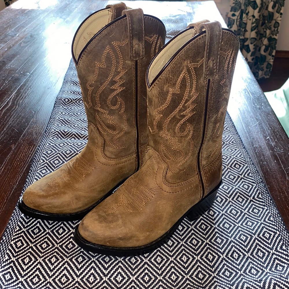 Kids cowboy boots
